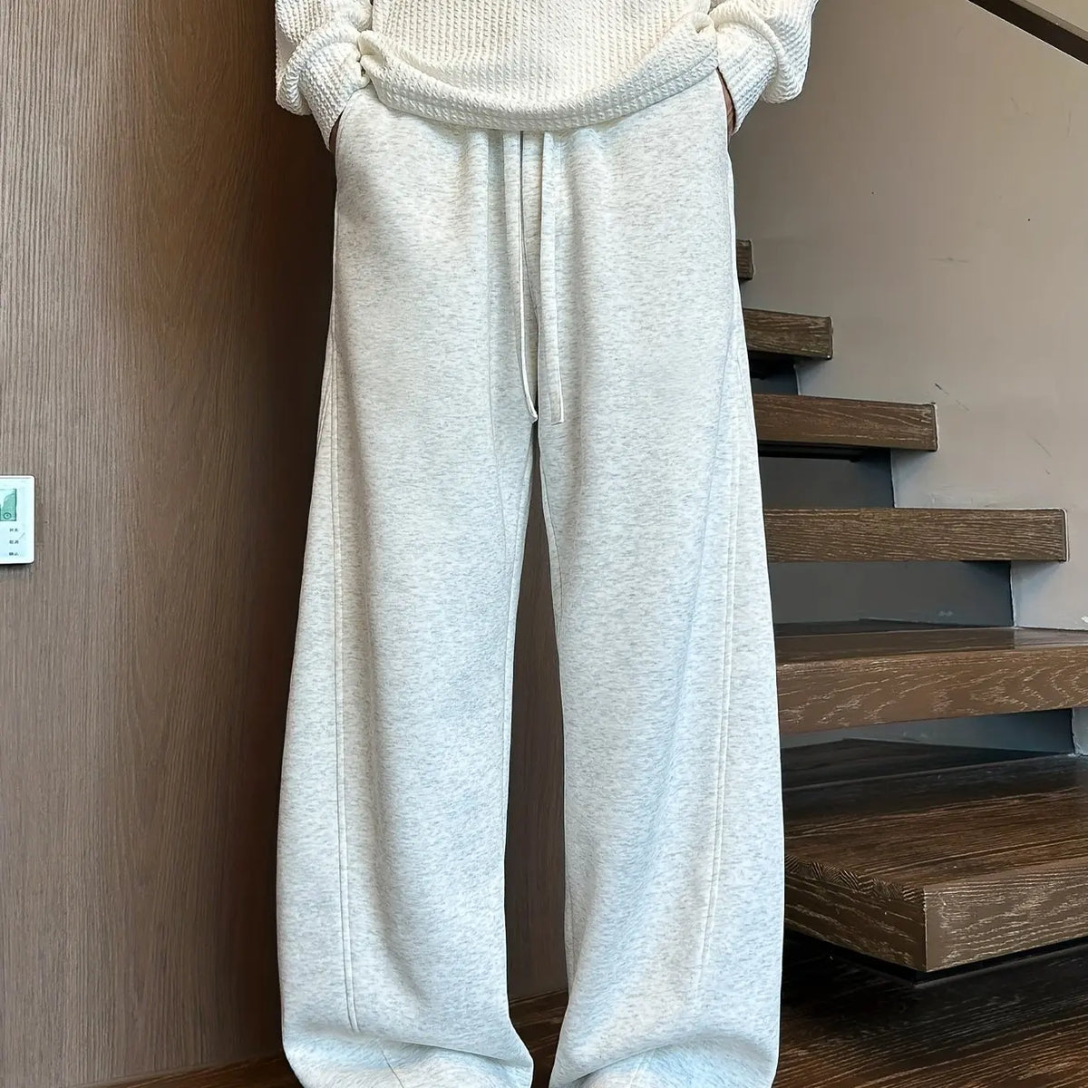 Men's Large Size Oversized Wide-Leg Sweatpants - Loose-Fit Trousers with Elastic Waist & Drawstring, Breathable Winter Pants