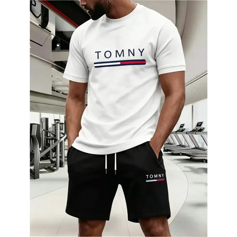 New Summer Fitness Sportswear for Men, Short-sleeved T-shirt and Shorts Two-piece Set, Breathable and Quick-drying Casual Wear.