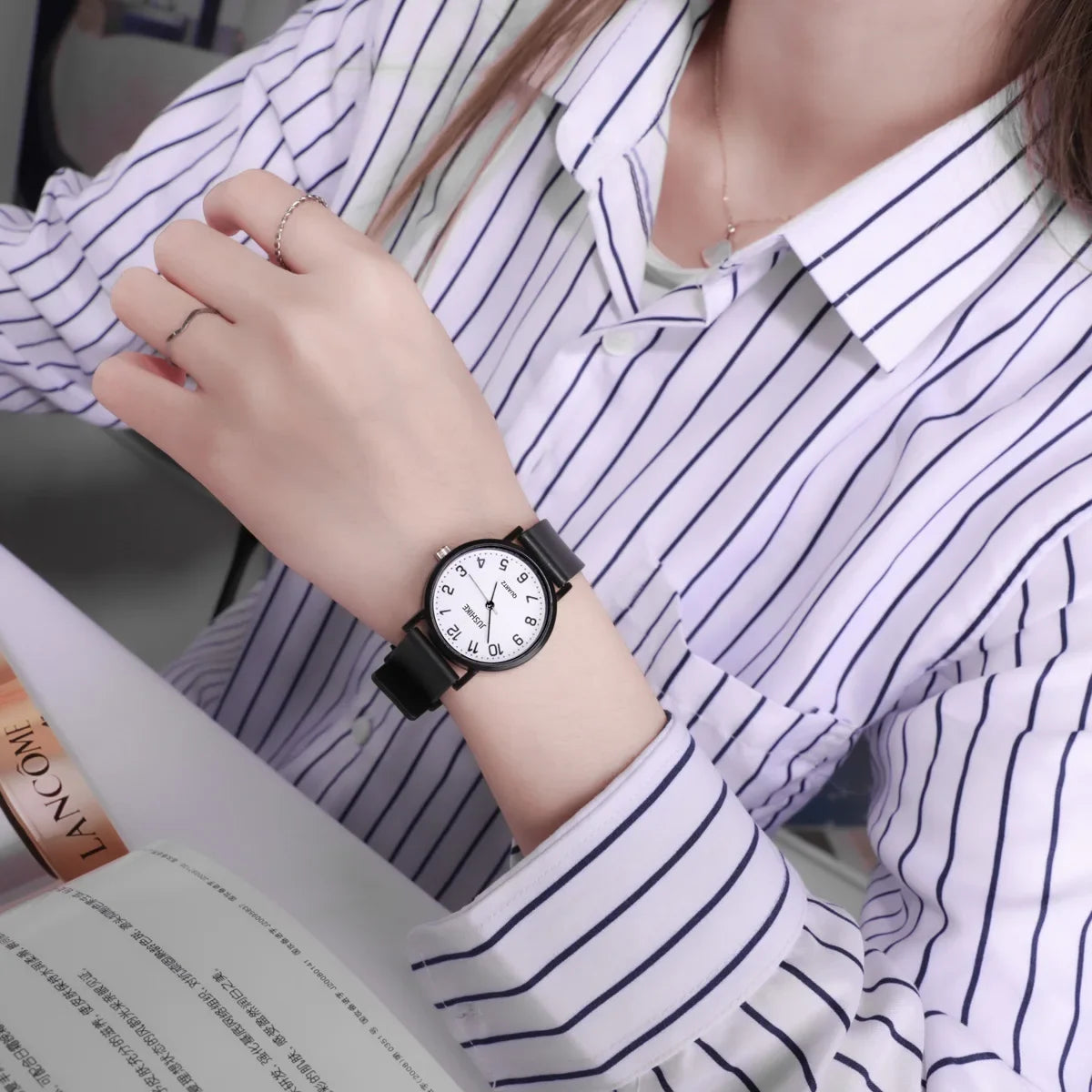 Simple Black Watch Quartz Watches for Women Silicone Strap Ladies Leisure Wristwatch Light-Luxury Student Exam Watch Clock Gifts