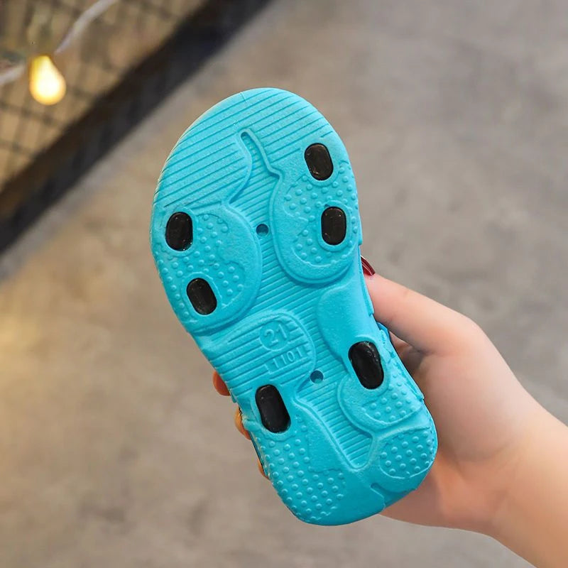 Kids Sandals for Boys 3-12 Year Old Soft Sole Anti Slip Cartoon Design Beach Outdoor Sandals