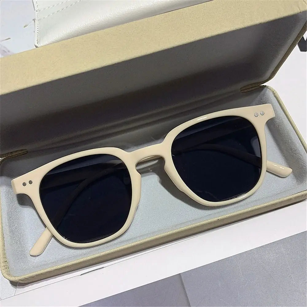 Vintage Square Sunglasses Women Men Luxury Brand Small Round Sun Glasses Female Designer Small Eyewear Oculos De Sol Male Female