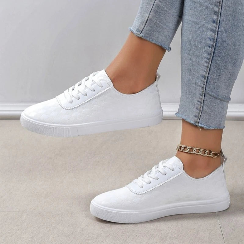 2026 New Women's Sneakers New Comfortable Outdoor Flats Shoes Fashion Lightweight Concise