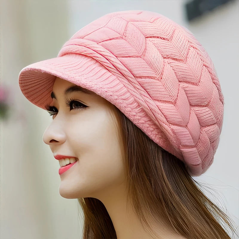 Women's Autumn/Winter Knitted Hat With Fleece Lining Stylish And Versatile Beret Outdoor Warm Hat