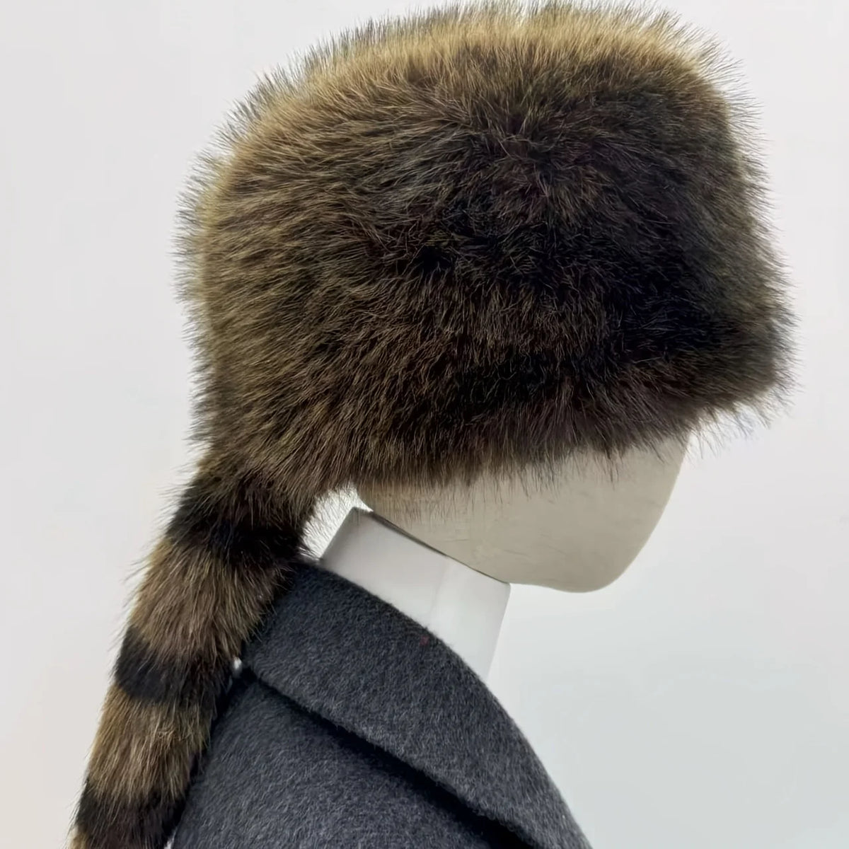 A Winter Hat for Women Made of Comfortable Faux Fur with Raccoon Tail - Thick and Warm Polyester Fiber, Perfect for Daily Wear and Outdoor Activities. Autumn and Winter Warm Hat