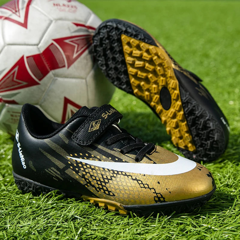 Soccer Turf Shoes Boys Football Boots Fashion Cheap Kids Soccer Cleats Non Slip Indoor Futsal Sneakers Youth Training Chuteira