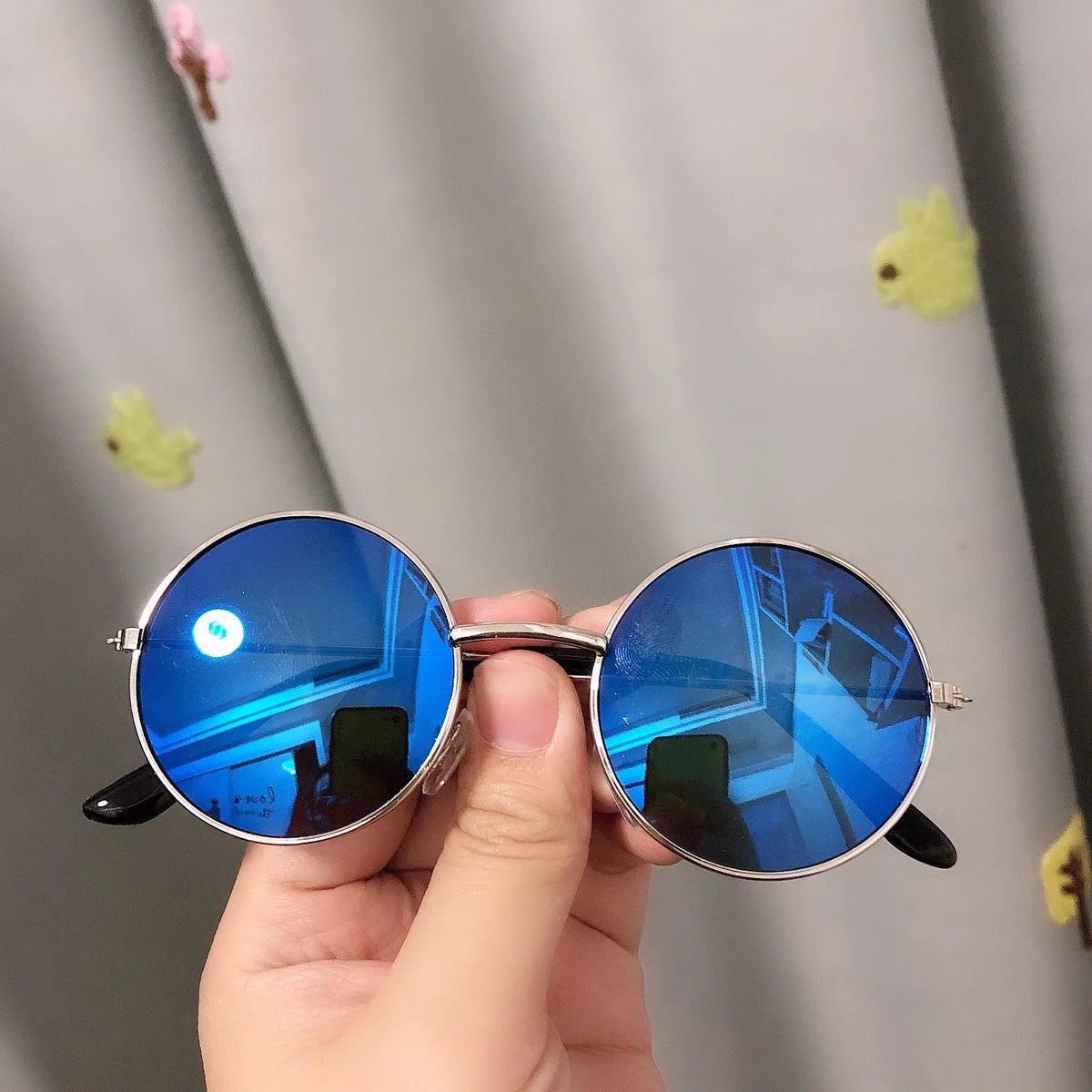 Round Kids Sunglasses Metal Frame Vintage Boys Girls Punk Glasses UV400 Eyeglasses Children 2-8 Years Old Visor Mirror Eyewear