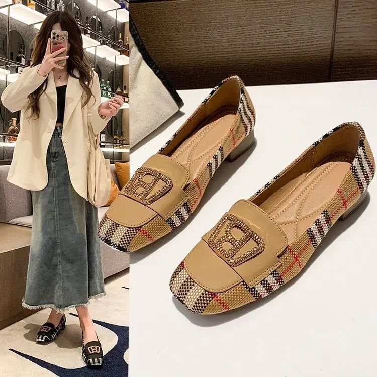 Women Checkered Loafers Khaki / Black Plaid Pattern Low Heel Shoes with Metal Buckle Office OL Style Elegant Work Flats 2026