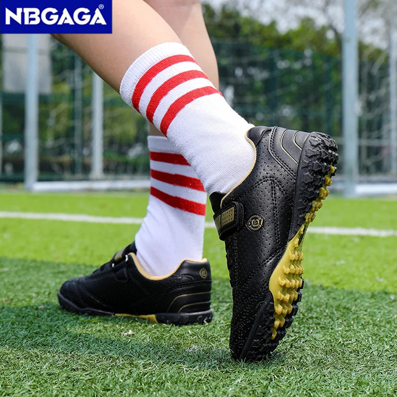 Kids Youth Soccer Shoes Sports Society Field Boy Football Shoes Non Slip Lightweight Training Sneakers Children Football Match