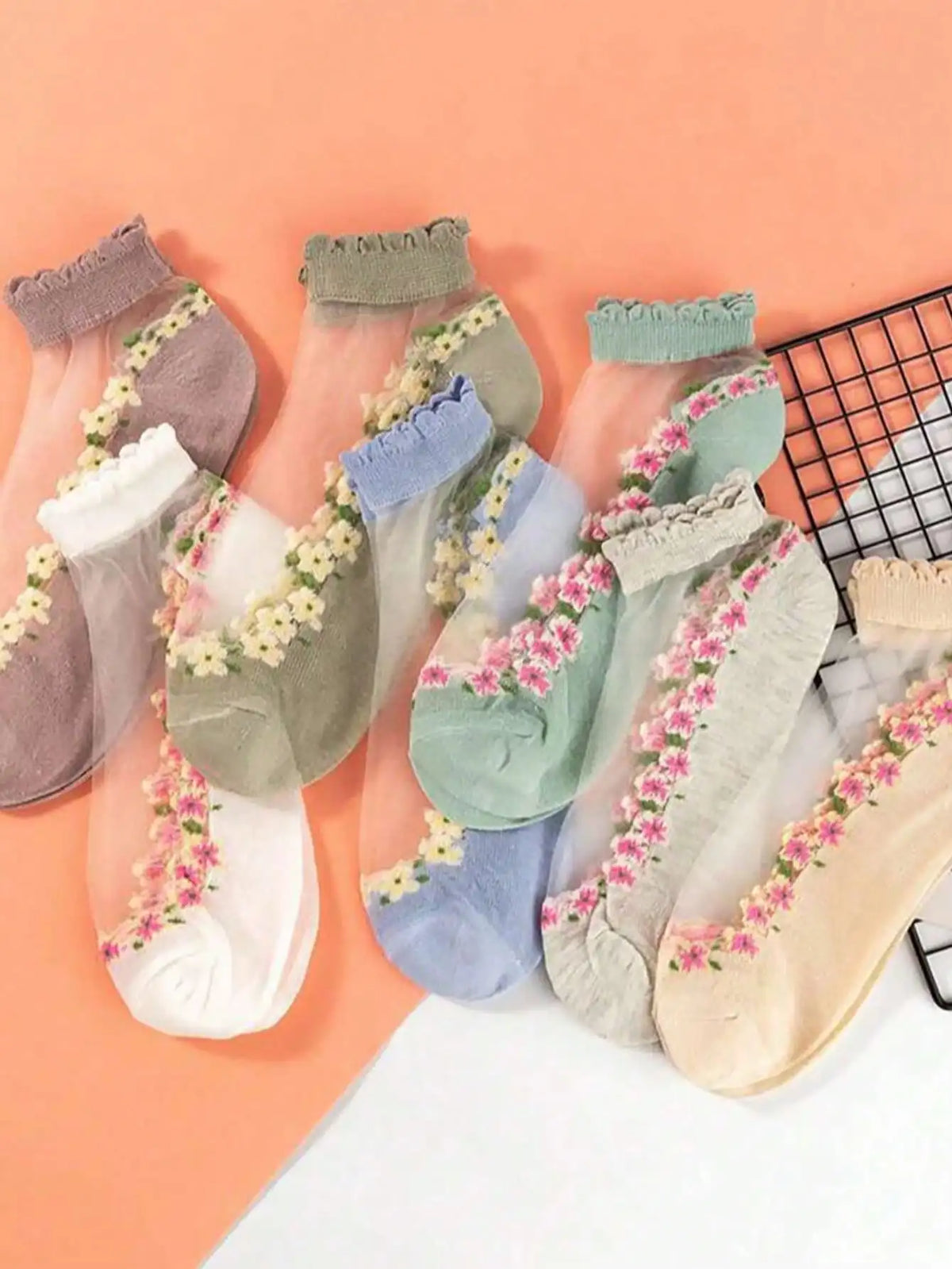 5 Pairs White Women Floral Patterned Sheer Socks, Breathable Thin Moisture Wicking, Suitable For Summer