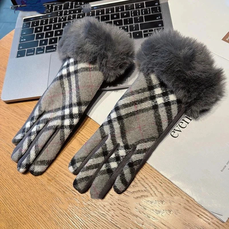 Women Winter Thick Plush Gloves Fashion Warm Windproof Outdoor Lady Touchscreen Driving Gloves Sports Cycling Mittens