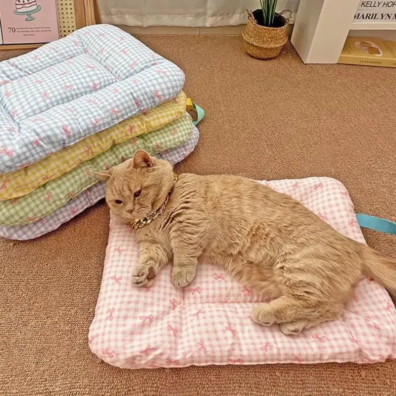 Cute Soft Checkered Bow Pet Bed Universal Four Season Usage Dog and Cat Cotton Mattress Furniture and Accessories for Pets.