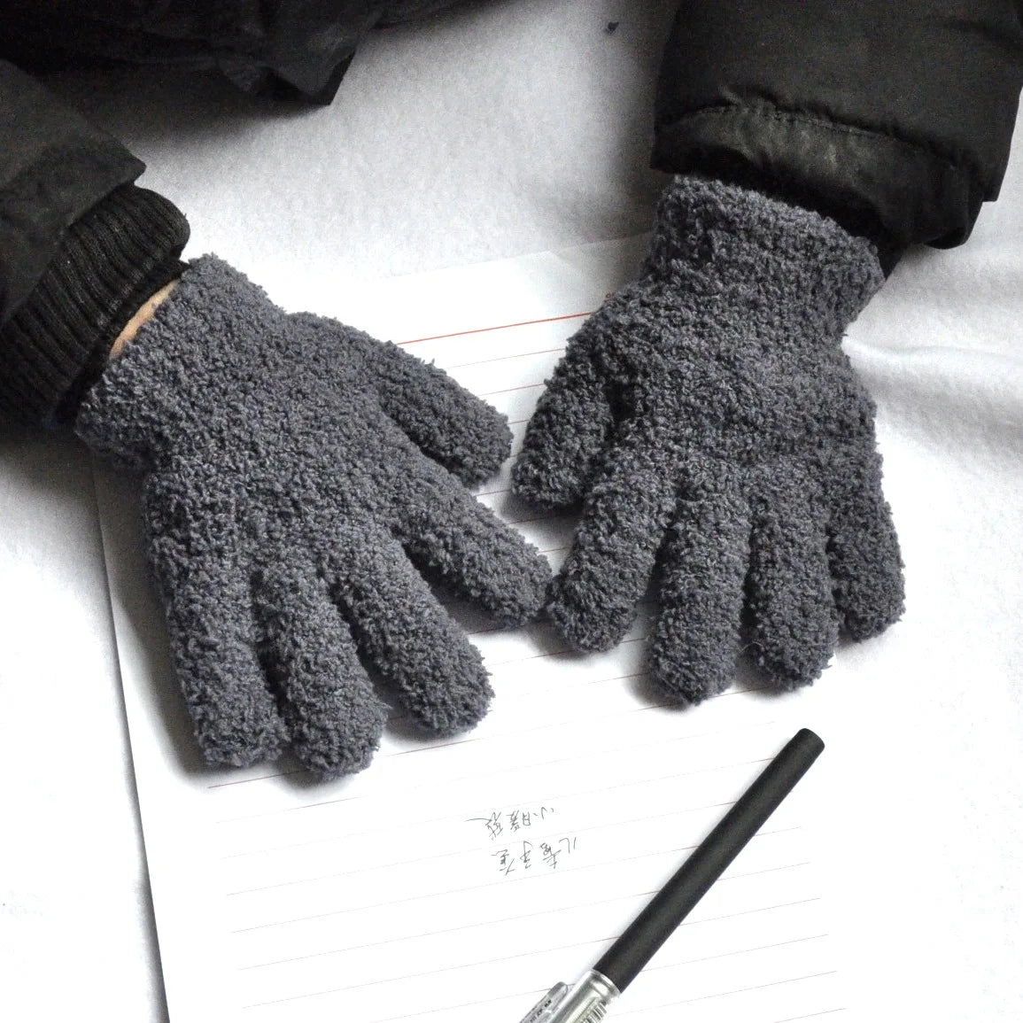 Children Gloves For 3-6 Years Old Winter Kids Coral Fleece Thicken Baby Plush Furry Full Finger Mittens Soft Gloves Keep Warm
