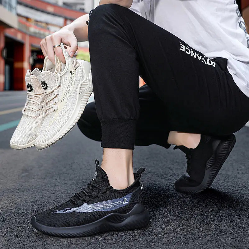 2026 New  Sports Shoes Fashionable Lightweight Breathable Outdoor Casual Shoes Clothing Student Boys' Sports Running Shoes