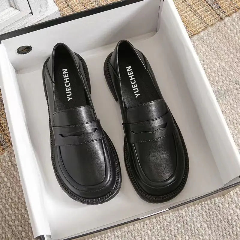 Woman Pumps Cute Black Loafers Low Heel Elegant Shoes For Women Luxury Leather Casual Kawaii Social Premium Fashion Offer