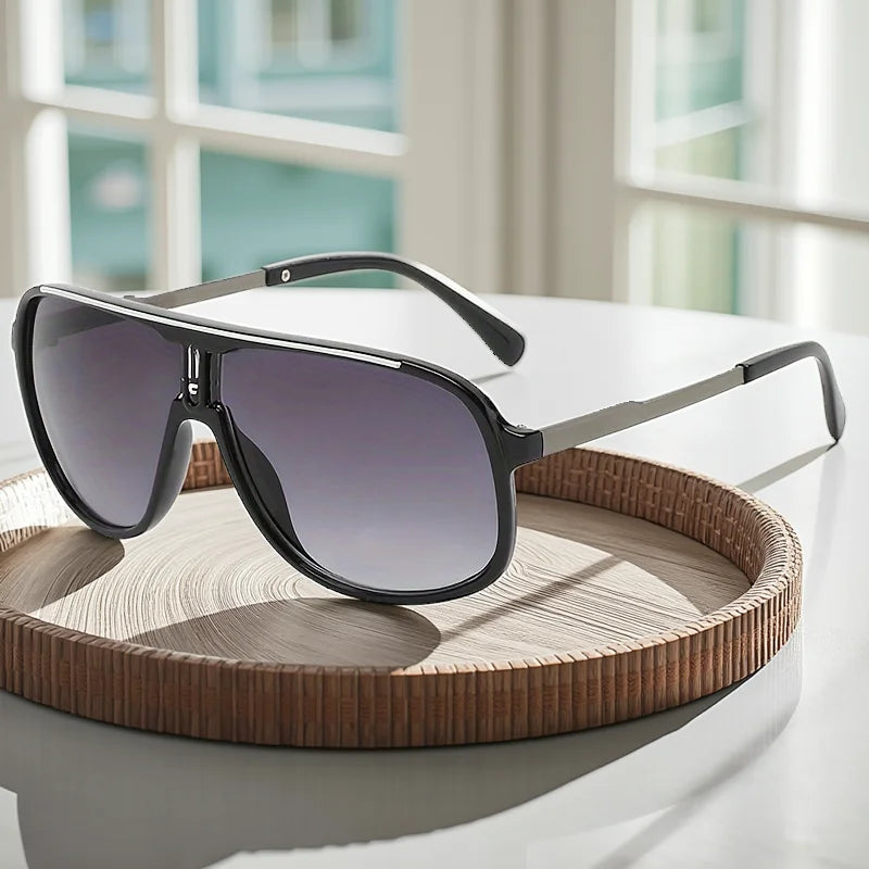 Sunglasses for Men or Women TR90 Glasses Cool Straightforward Fashionable and Classic UV400