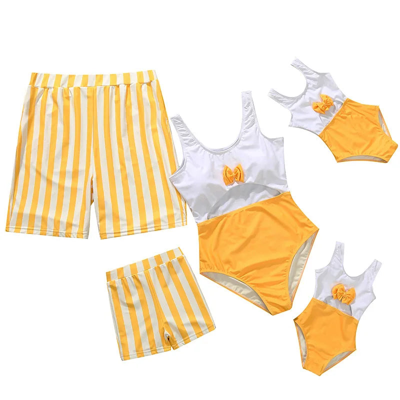 2026 New Family Matching Swimsuits One-Piece Mother Daughter Swimwear Father Son Swim Shorts Beach Mommy and Men Clothes Outfits