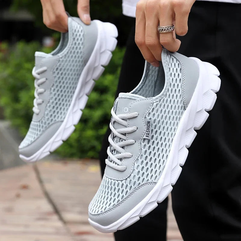 New Men Casual Sport Shoes Breathable Lightweight Sneakers Outdoor Mesh Black Running Shoes Athletic Jogging Tenis Walking Shoes