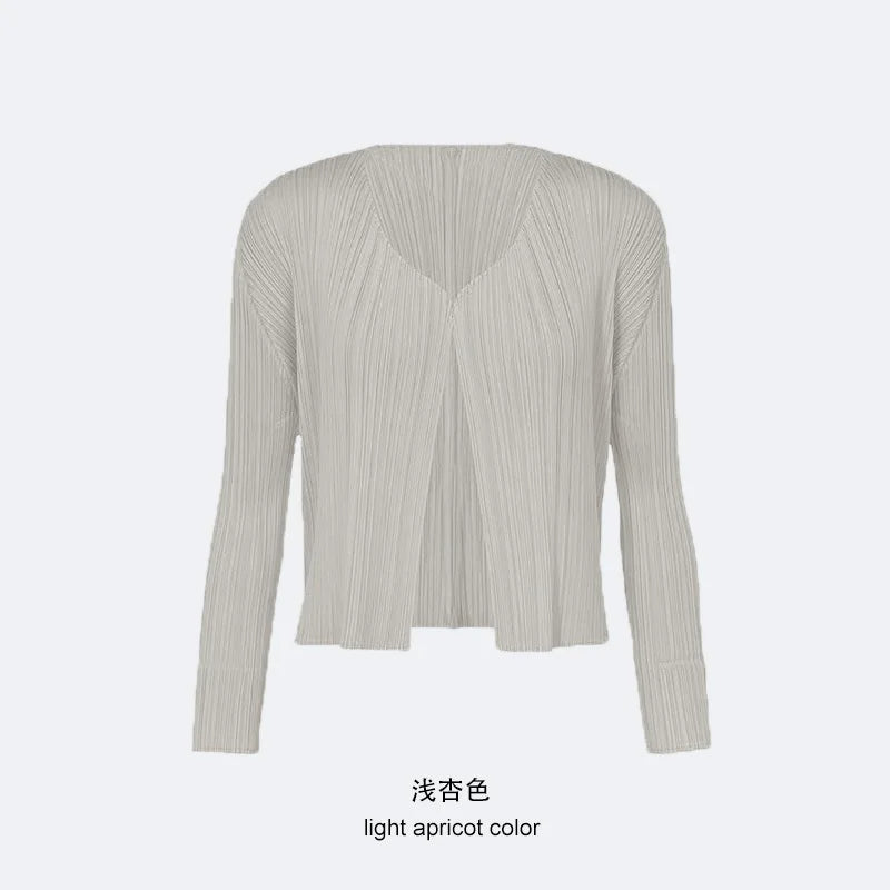 Qingbei Women's Slim Fit Short Outerwear Folded Sun Protection Light Design Fashionable Air Conditioning Cardigan Polyester L...