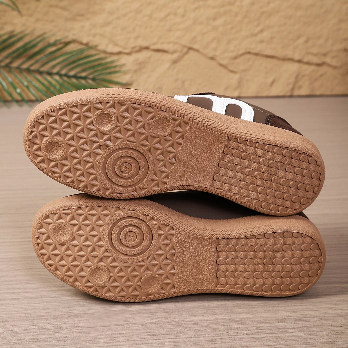 Women Tennis Sneakers Flats Ladies Fashion Brown Colors Lace-up Vulcanized Shoes Spring Autumn Woman Outdoor Trainers Footwear