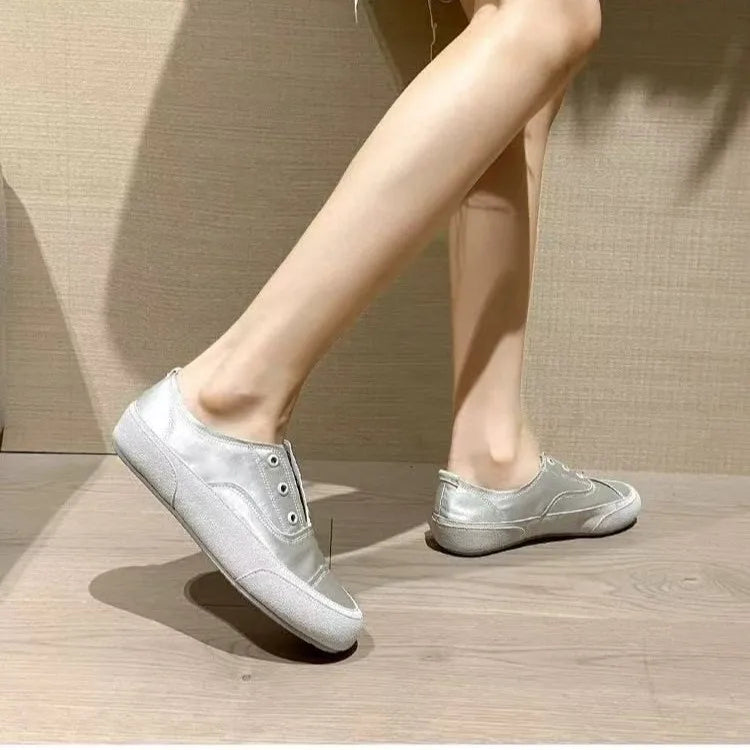 Slip-on White Sneakers for Women, Satin, Niche Design, High-end Feel, 2026 Spring New Flat Casual Sports Shoes