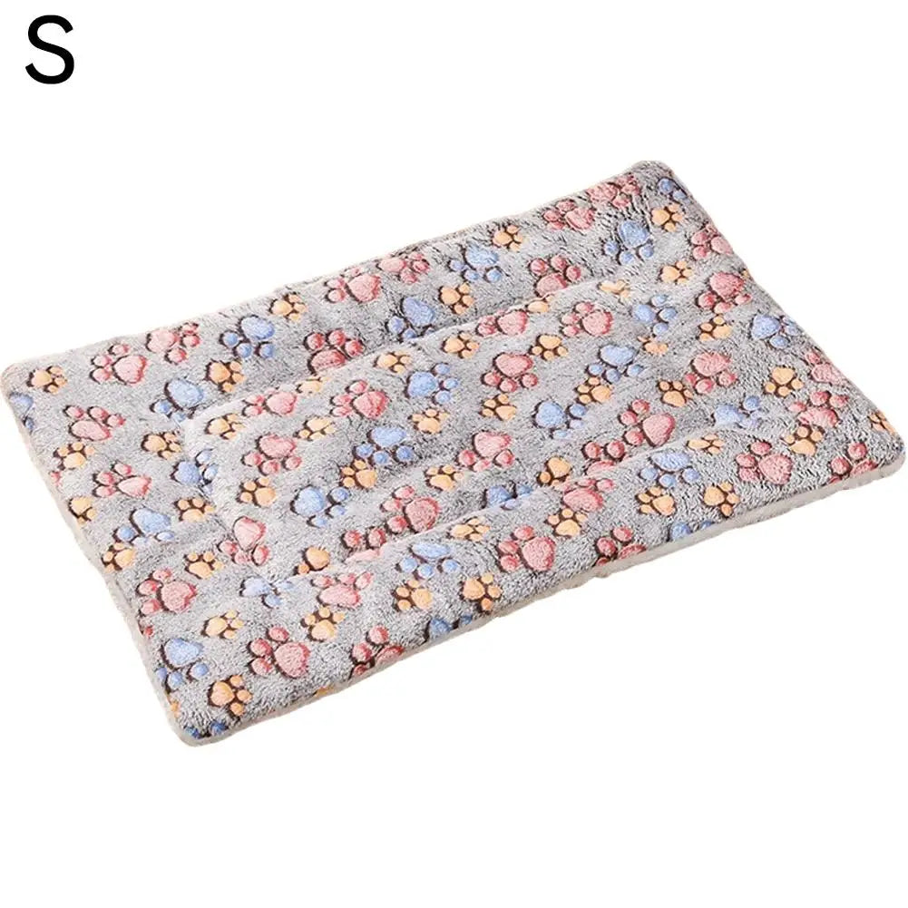 Dog Bed Mat Cat Sleeping Cushion Soft Plush Pet Blanket Thickened Warm Flannel Paw Print Puppy Sofa Mat All Seasons Washable