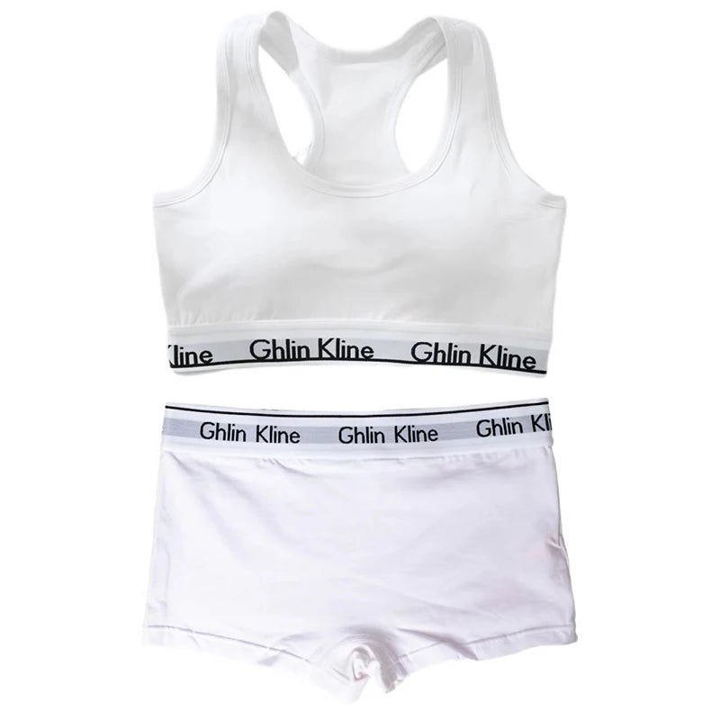 Women's Cotton Sports Bra Set with Padded Underwear And Flat Angle Sports Shorts Comfortable Breathable