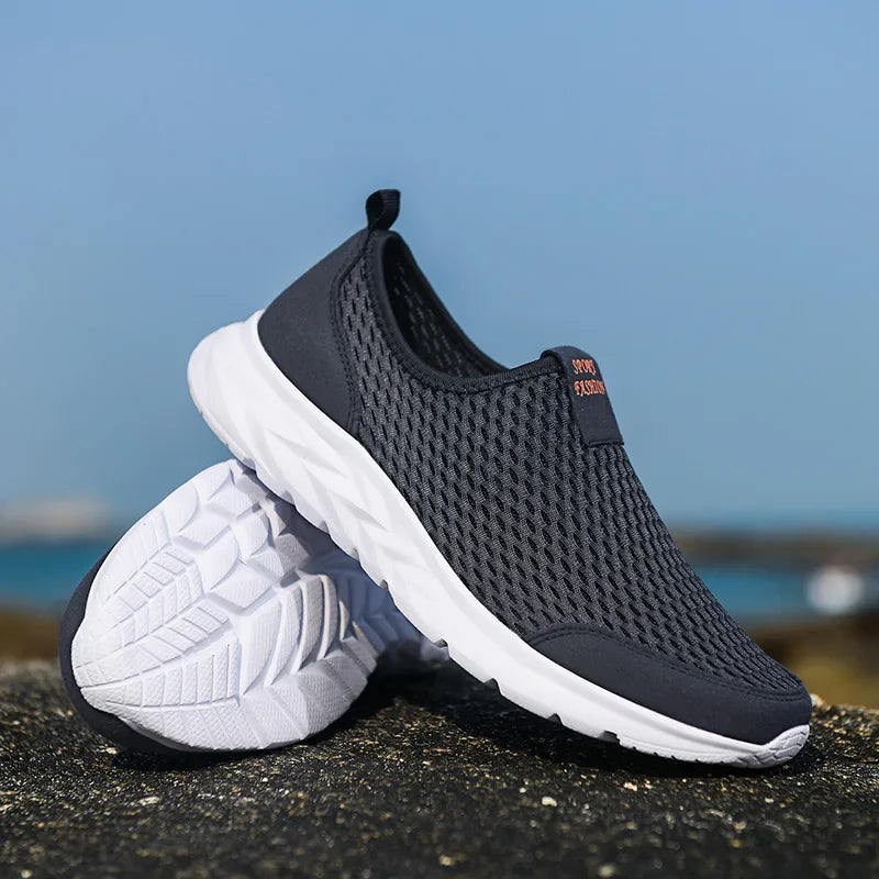 Men Loafers Light Walking Breathable Summer Comfortable Women Casual Shoes Men Sneakers Couple Shoes Plus Size