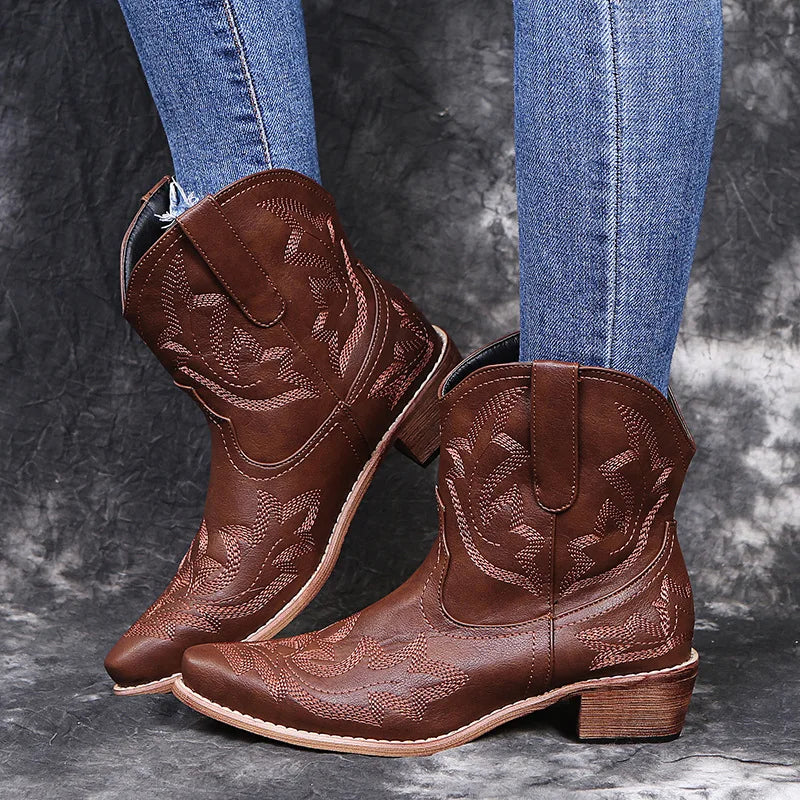 Boots Women New 2026 Winter  Luxury Designer Embroidered Ankle Boots for Women Ladies Pointy Fashion Rubber Footwear Women Shoes