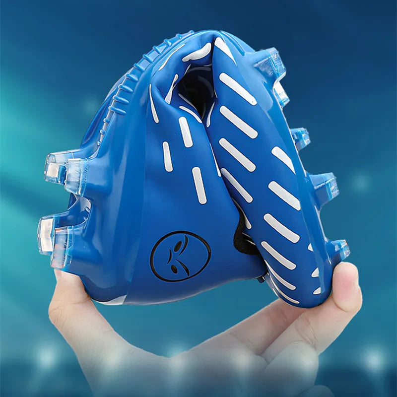 New Children Football Soccer Boots Soccer Shoes Kids Boy Girl Sneakers New Leather High Top Soccer Cleats Training Men