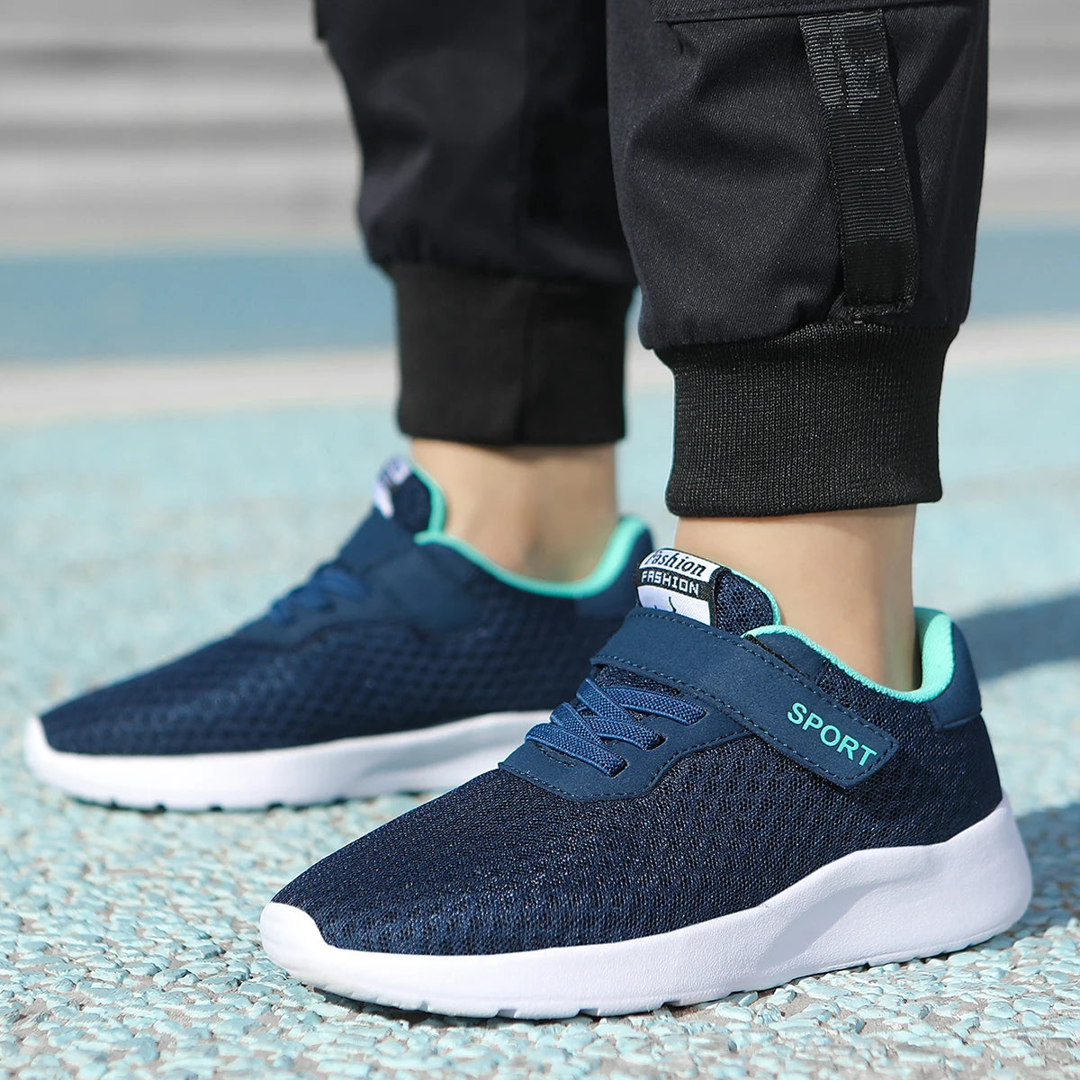 Teenager Children Sport Sneakers Lightweight Comfort Casual Walking Shoes Durable Rubber Sole Daily Wear Big Kid Athletic Shoes