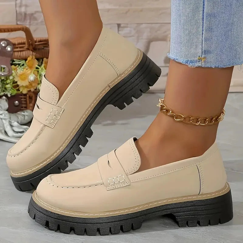Woman platform Loafers Retro Autumn Ladies Large Size Frosted British Thick Heel Round Toe Rubber Outsole new Style Casual Shoes