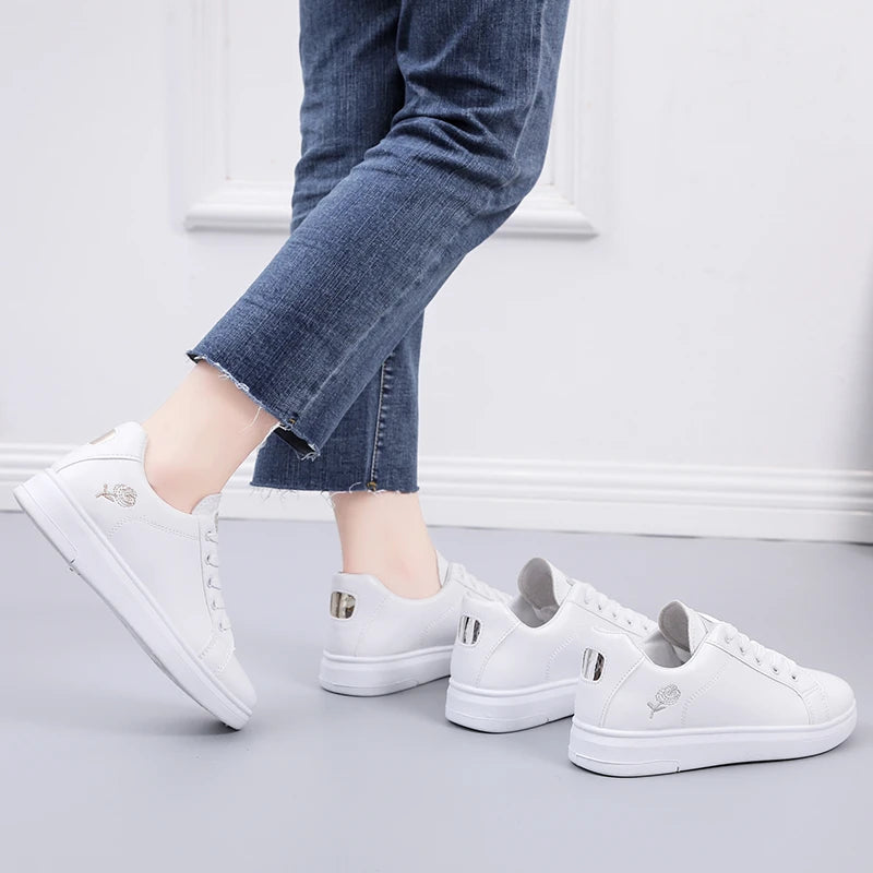 Shoes 2025 Women Running Spring Autumn Fashion White Breathable Embroidered Flower Lace-Up Casual Sneakers for Women