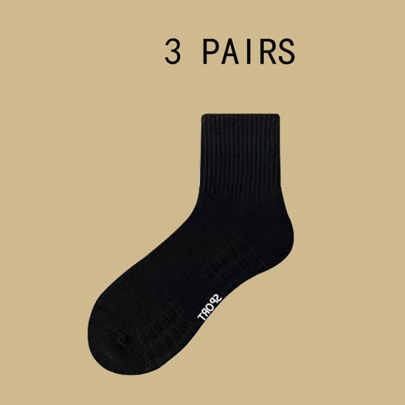3 Pairs of Mid-Length Towel-Soled Sports Socks for All Seasons, Pure Color, Deodorant, Sweat-Absorbent and Breathable Black and White Mid-Calf Socks, Shock-Absorbing and Heel-Protecting Basketball Socks for Men and Women