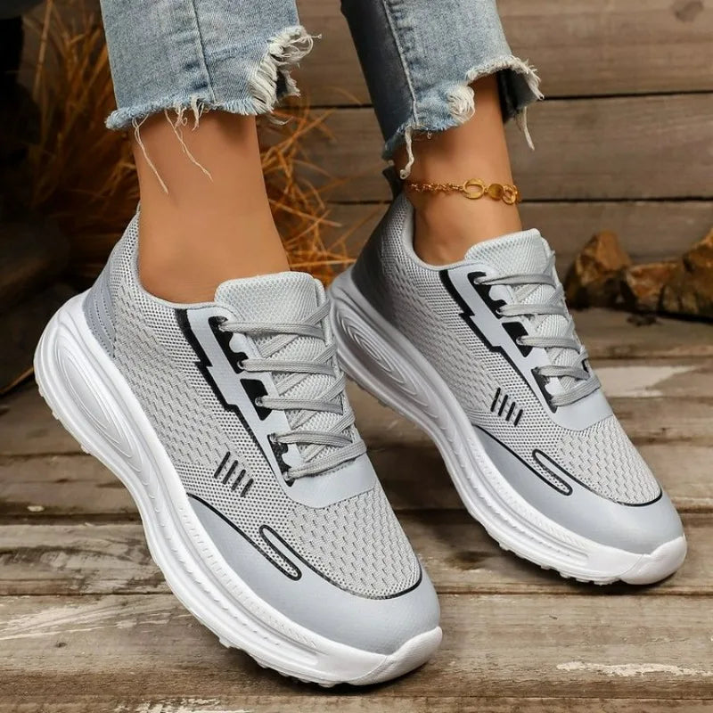 Women's Comfortable Casual Lace Up Sports Shoes Breathable Lightweight Daily Walking Sneakers for Outdoor Travel