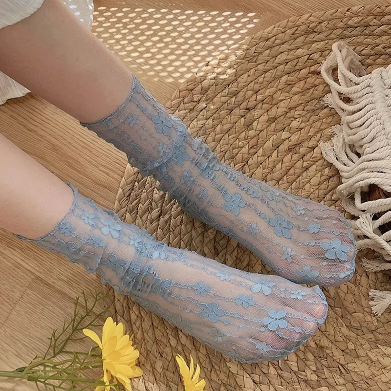 Women's Harajuku Kawaii Ladies Breathable Transparent Floral Lace Socks Sweet Mesh Fishnet Socks Soft Funny Socks Hosiery