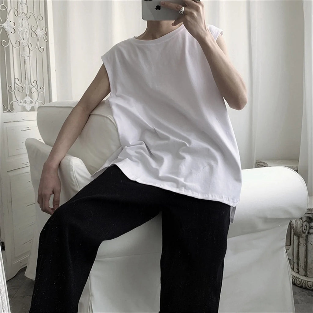 Men's solid color casual sleeveless tank top round neck moisture absorbent sweat drying tank top suitable for summer sports