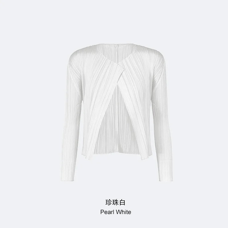 Qingbei Women's Slim Fit Short Outerwear Folded Sun Protection Light Design Fashionable Air Conditioning Cardigan Polyester L...